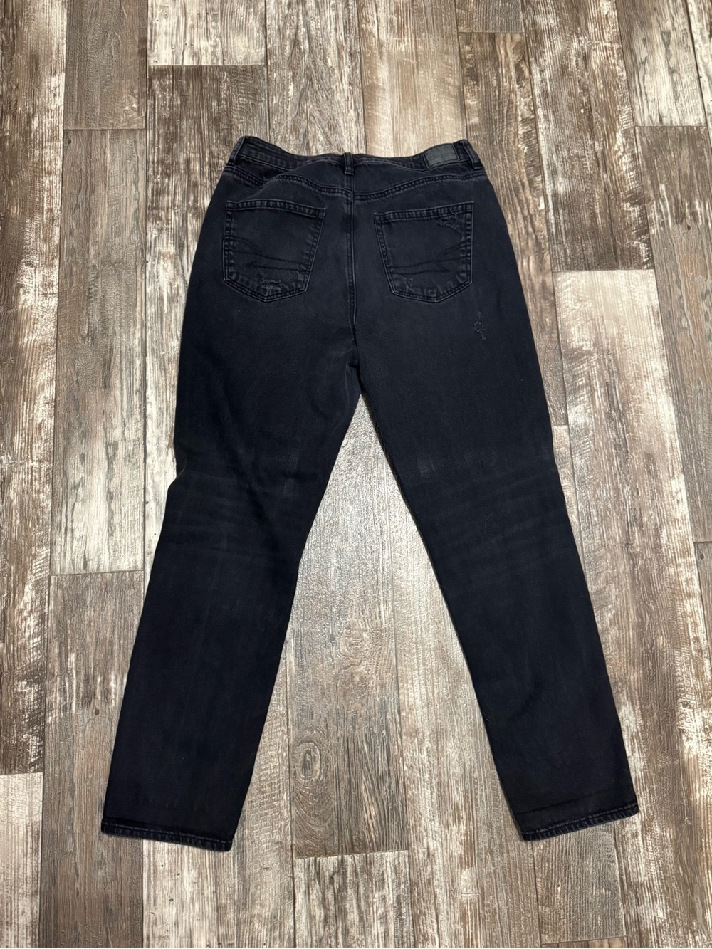 American eagle mom jean black size 10 long
